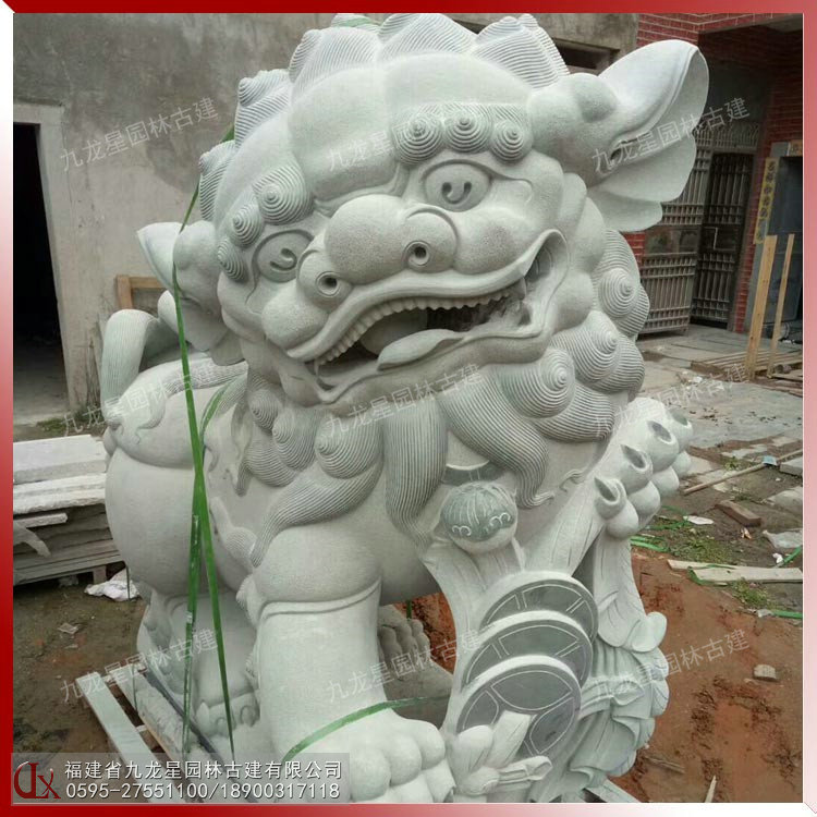 獻(xiàn)錢(qián)石獅子